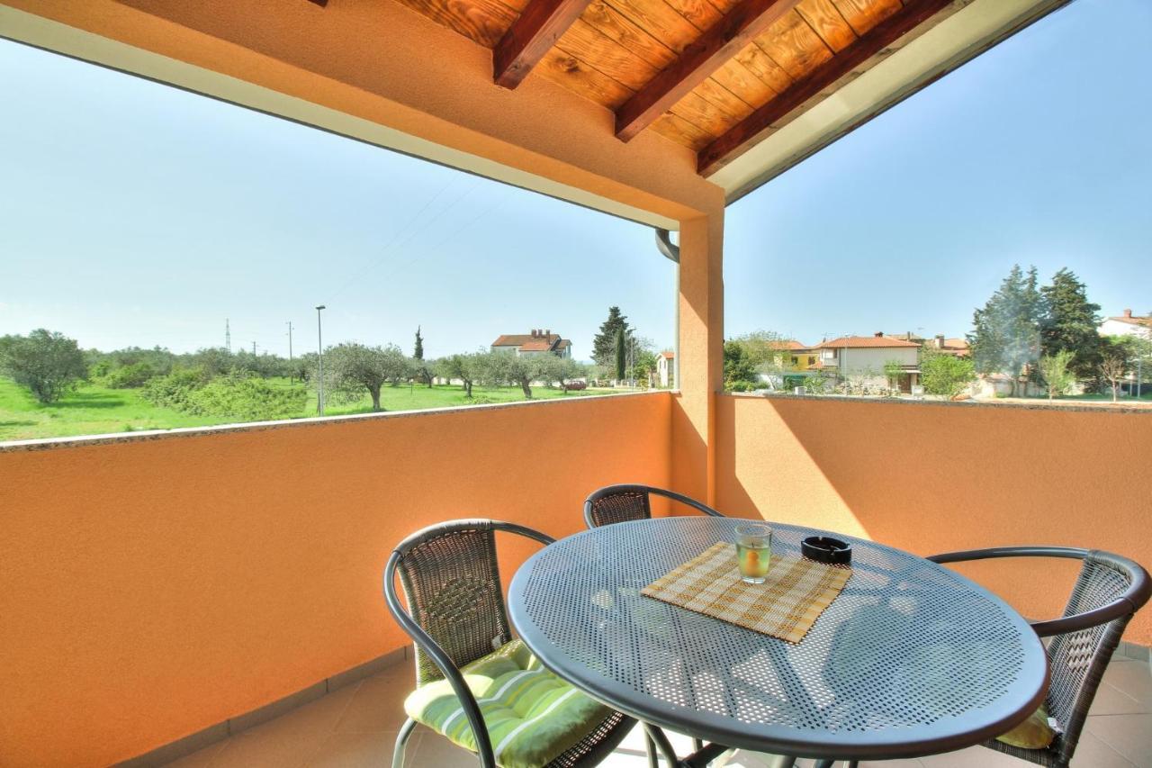Apartments Antunovic Umag Exterior foto