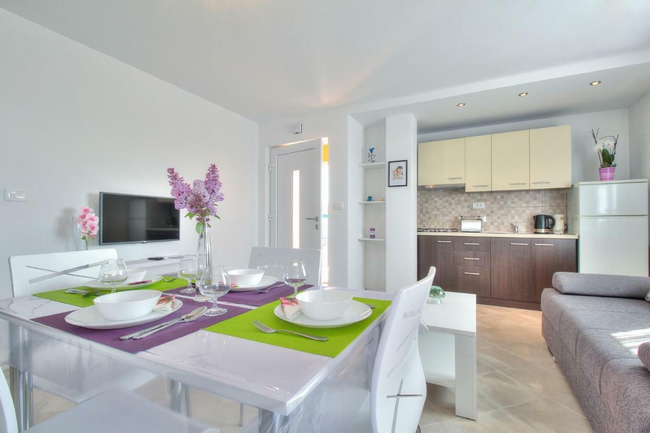 Apartments Antunovic Umag Exterior foto